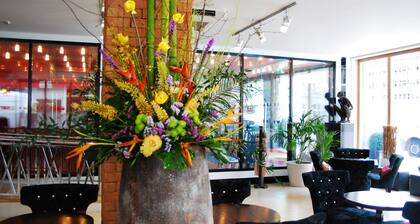 Hotel Indigo London Tower Hill by IHG