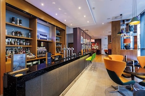 酒吧(店内)