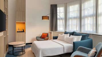 Suite, 1 Bedroom, City View | Premium bedding, pillowtop beds, in-room safe, desk