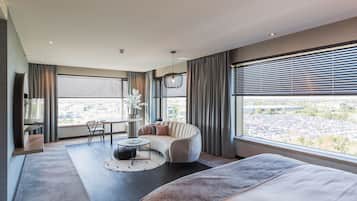 Suite, Whirlpool | 1 Schlafzimmer, Allergikerbettwaren, Zimmersafe, Schreibtisch