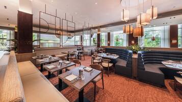 Breakfast and dinner served, Modern European cuisine