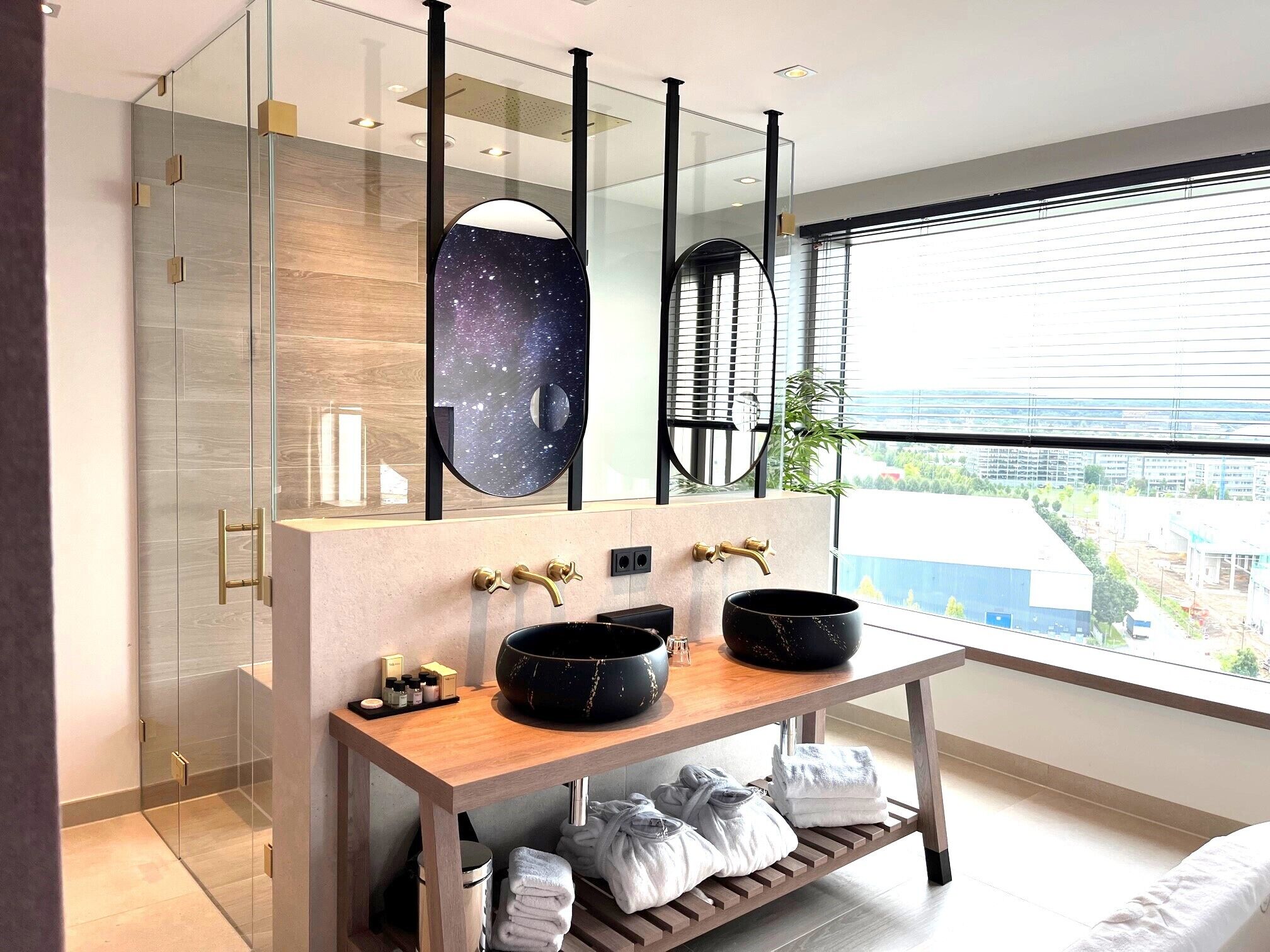 suite, jetted tub | bathroom | separate bathtub and shower, rainfall showerhead, free toiletries
