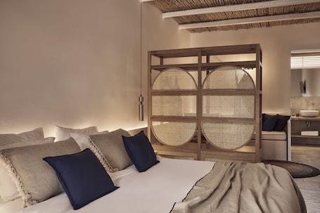 Studio Suite, Private Pool | Minibar, in-room safe, individually decorated, individually furnished. Dionysos Sea Side Resort