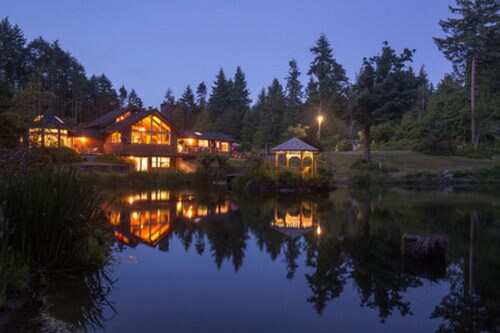 A Hidden Haven & Water Garden Cottages