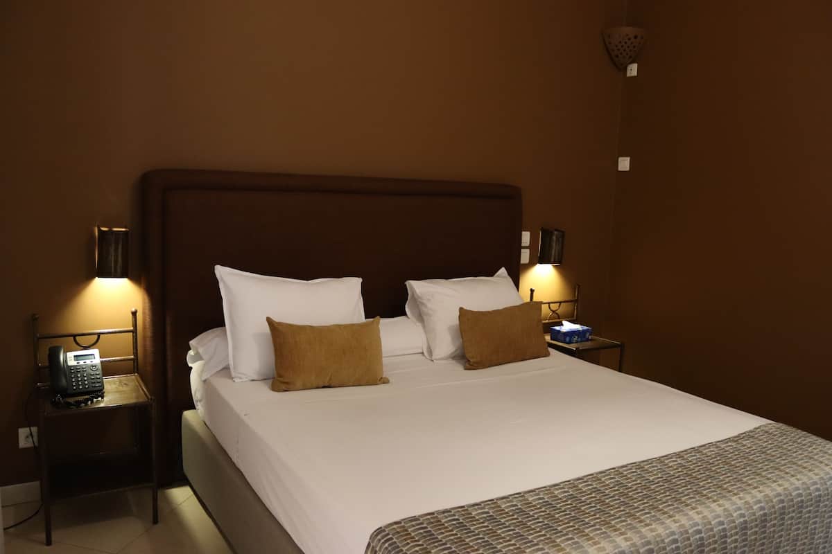 Superior Double Room, 1 Bedroom, Garden View | 1 bedroom, Egyptian cotton sheets, Tempur-Pedic beds, minibar