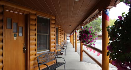 Lone Eagle Lodge