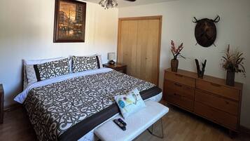 Departamento exclusivo, 2 habitaciones, para no fumadores, vista a la montaña | Cortinas blackout, tabla de planchar con plancha y wifi gratis