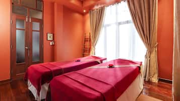 Sauna seca, sauna a vapor, banho turco/hammam, tratamentos corporais