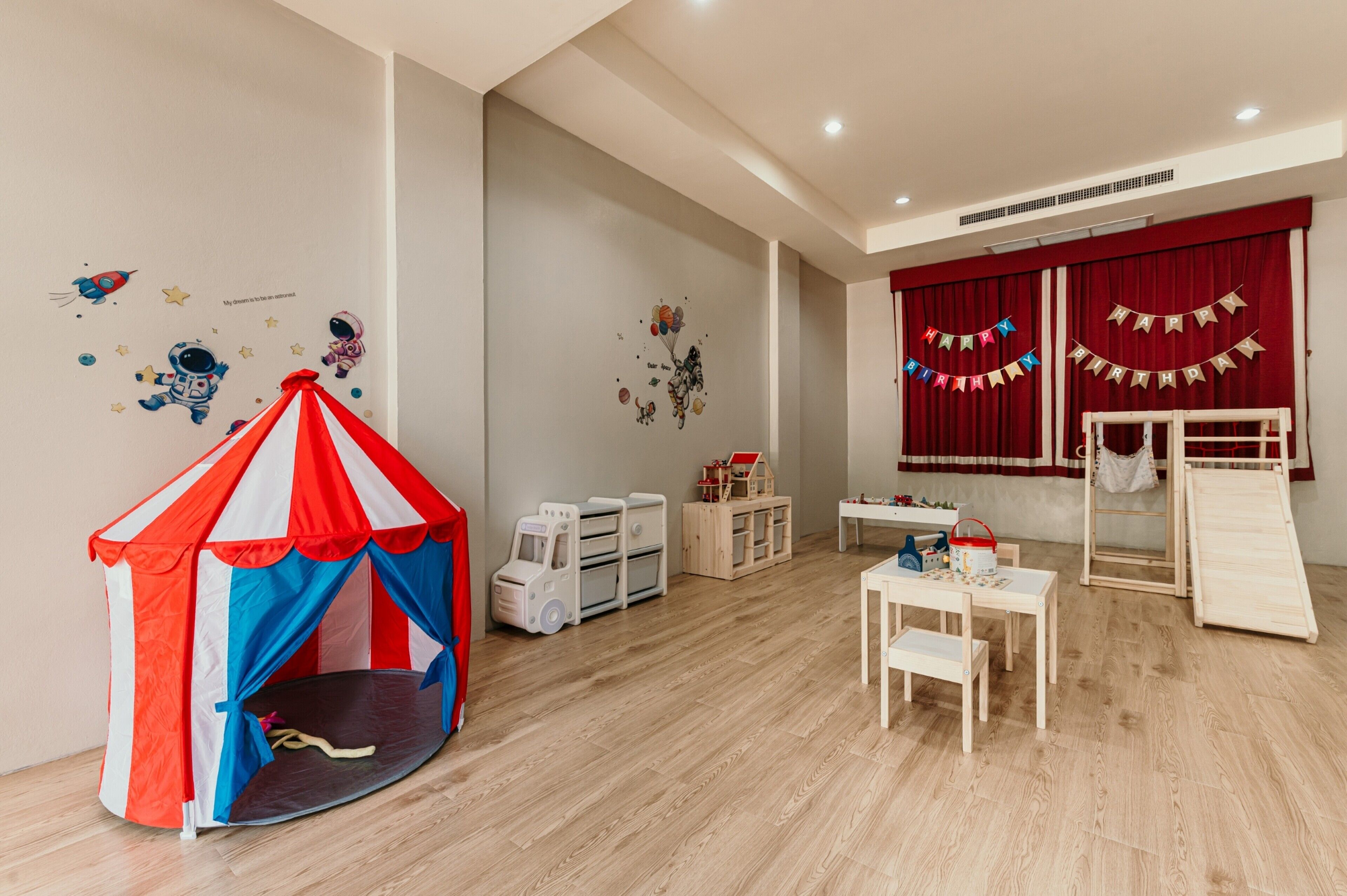 children’s play area – indoor