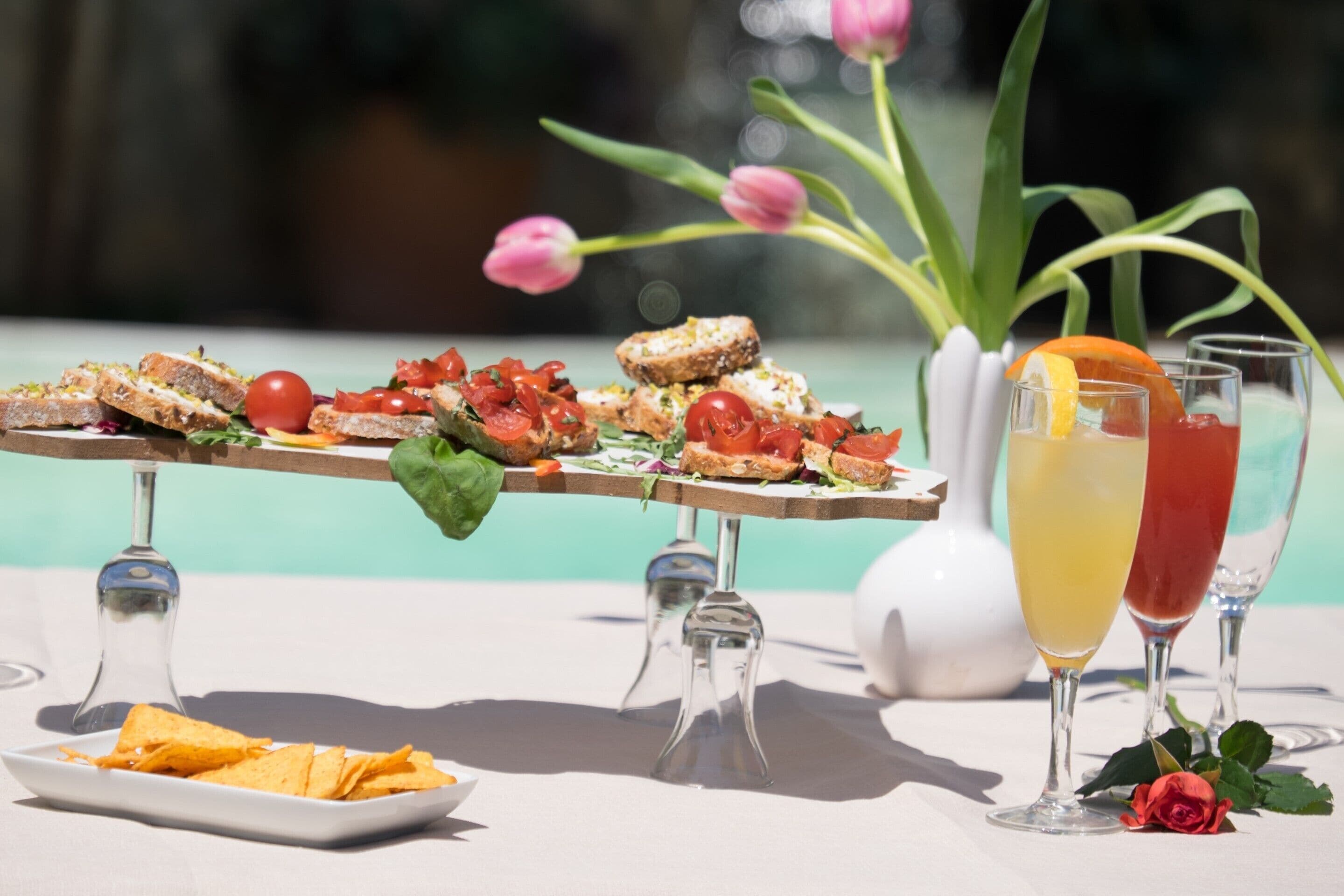 outdoor pool, pool loungers