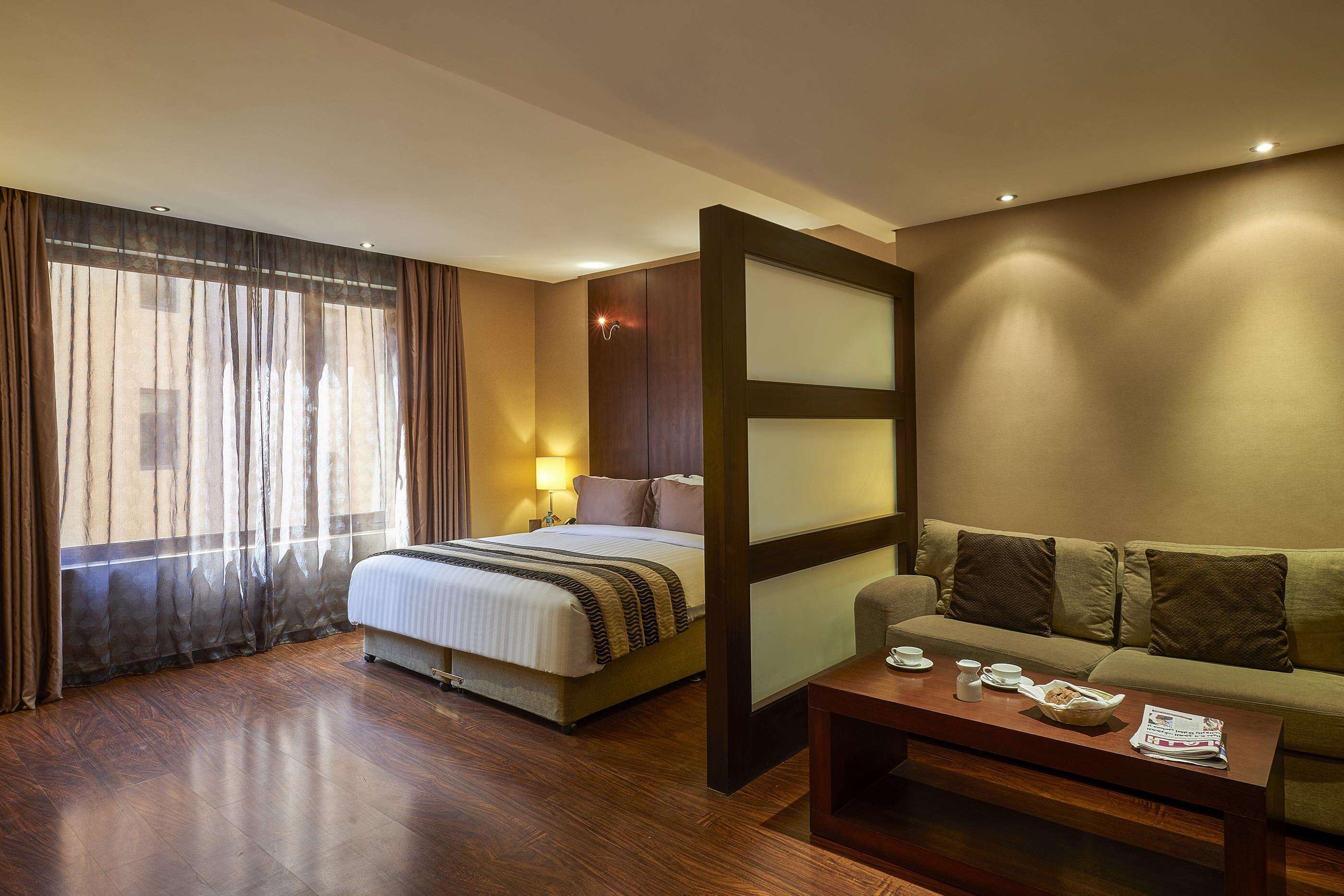 1 bedroom, premium bedding, minibar, in-room safe