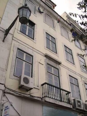 Property entrance - Alojamento Local Santo Tirso (Lisbon)