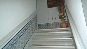 Staircase - Alojamento Local Santo Tirso (Lisbon)