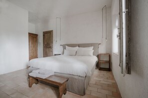 Superior tweepersoonskamer, 1 slaapkamer, uitzicht op tuin | Luxe beddengoed, individueel gedecoreerd, individueel gemeubileerd