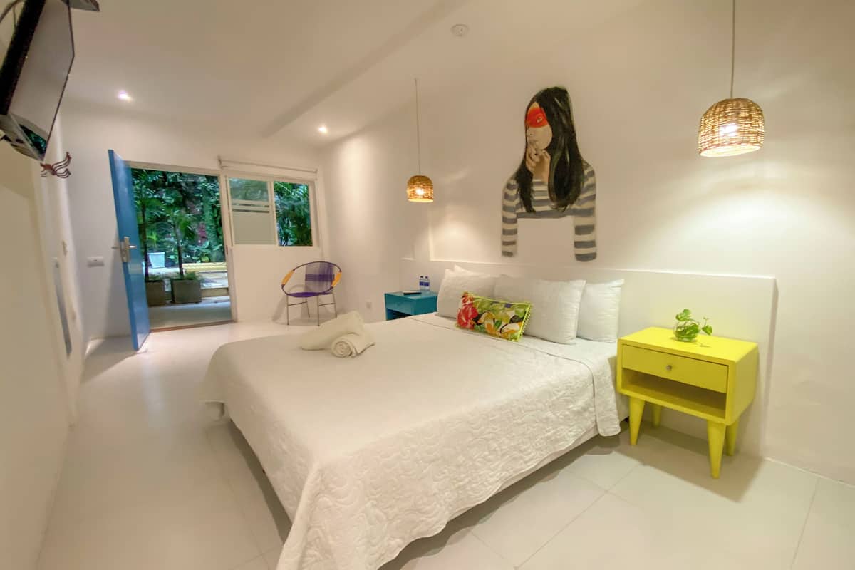 Standard Double Room | 1 bilik tidur, peti besi dalam bilik, Wi-fi percuma, cadar katil