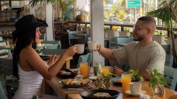 Free daily cooked-to-order breakfast