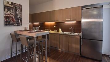 Classic Apartment, 1 Bedroom, Ground Floor | Blackout drapes, free WiFi