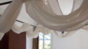 開放式客房 (3 Adults) | 客房內保險箱、折疊床/加床、免費無線上網、床單