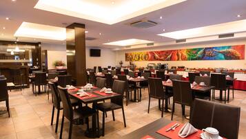 Desayuno continental incluido todos los días