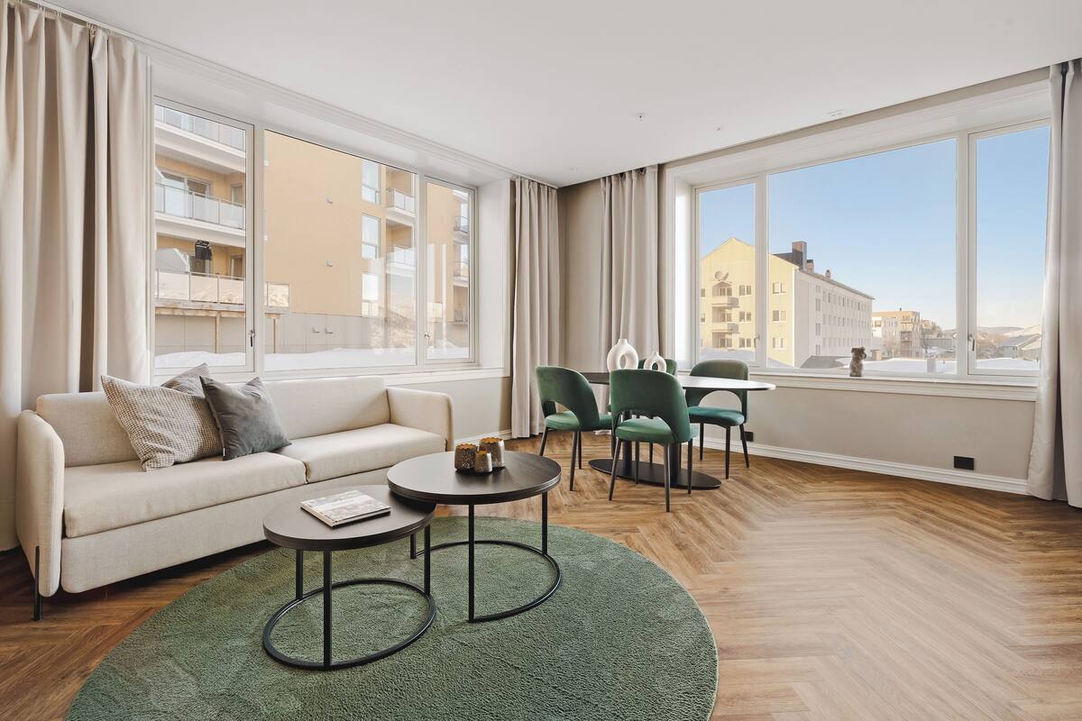 Suite, uitzicht op zee | Select Comfort-bedden, geluiddichte muren, gratis wifi, beddengoed