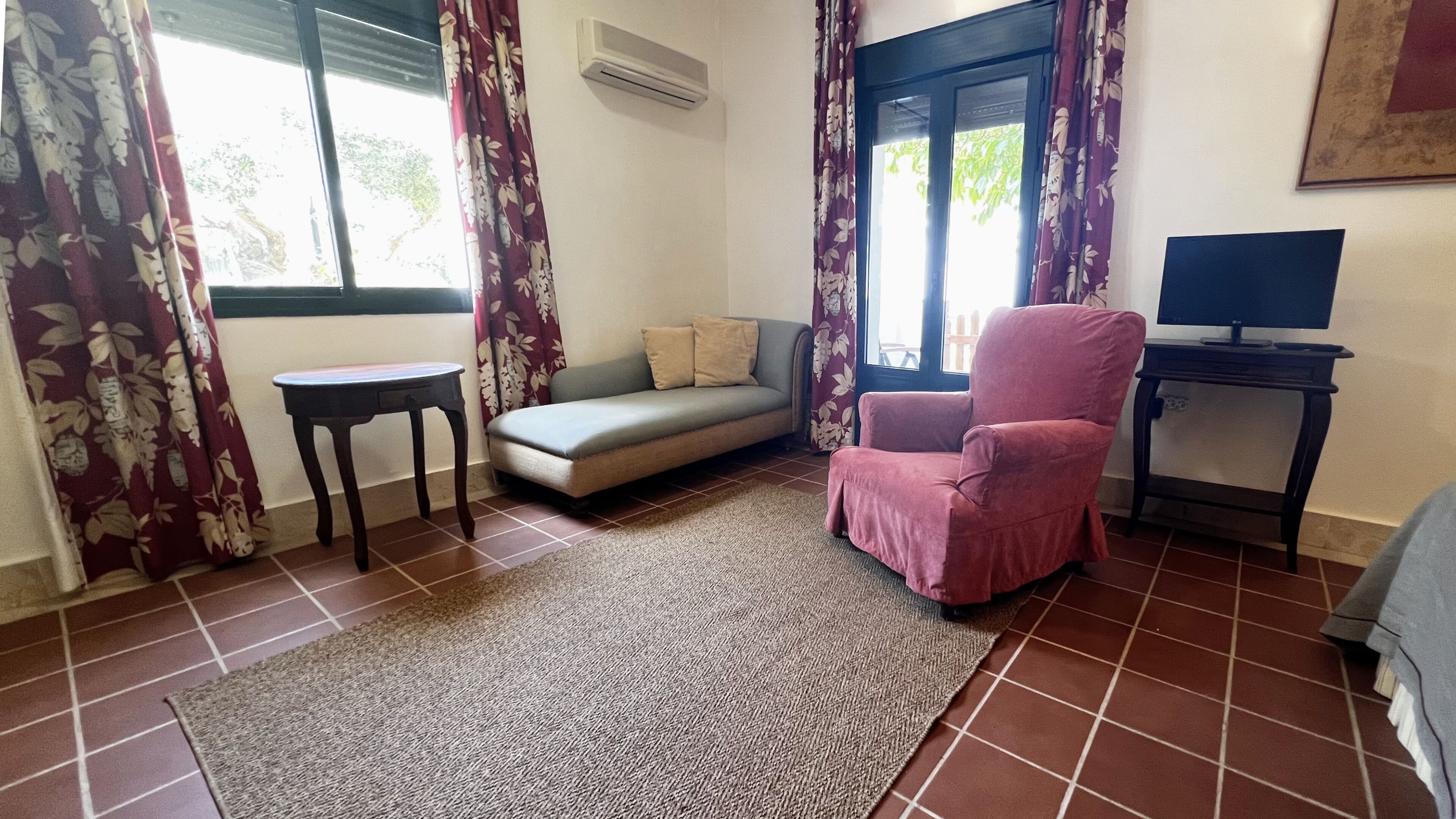 junior suite | minibar, in-room safe, desk, laptop workspace