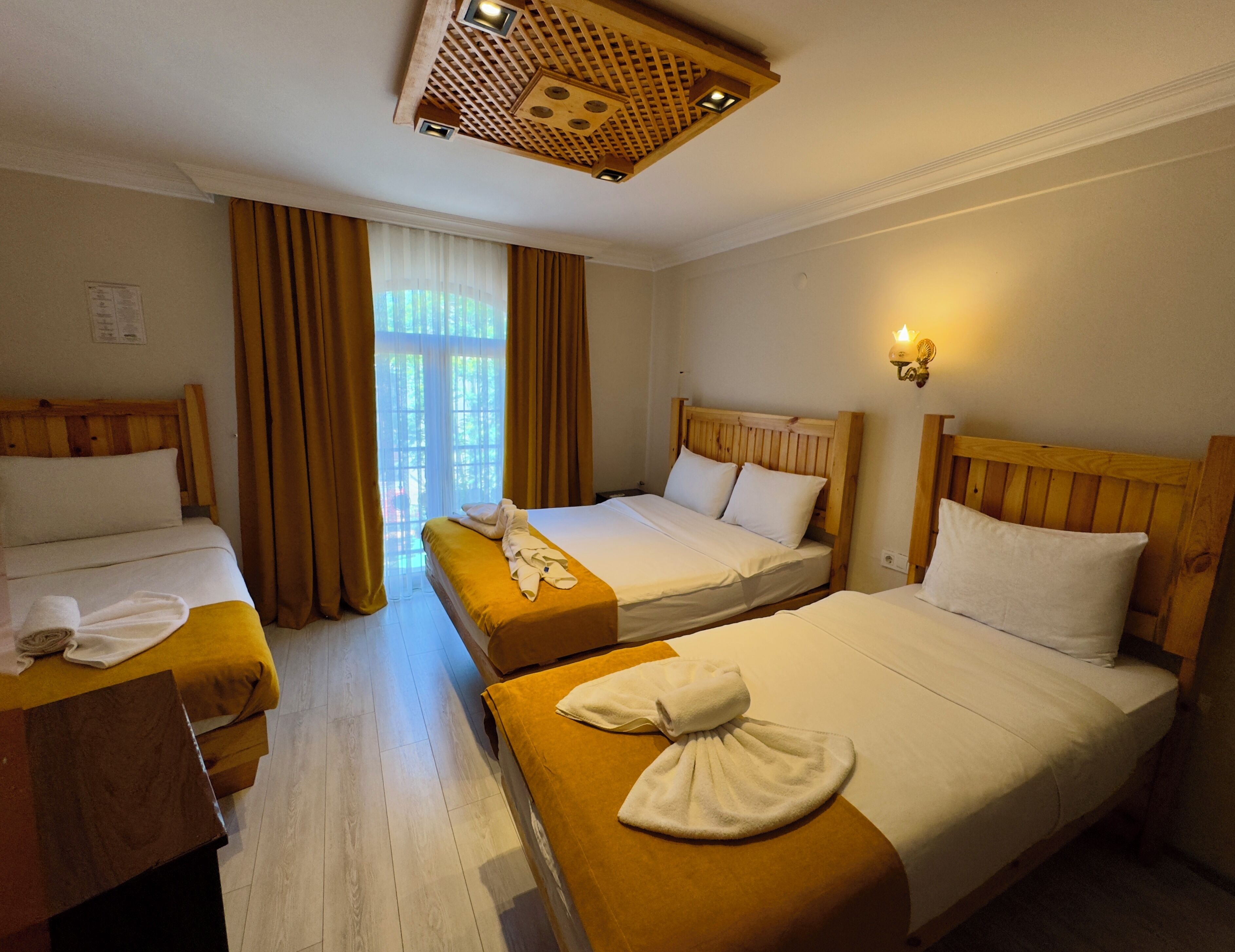 Triple Room | Hypo-allergenic bedding, in-room safe, desk, blackout curtains