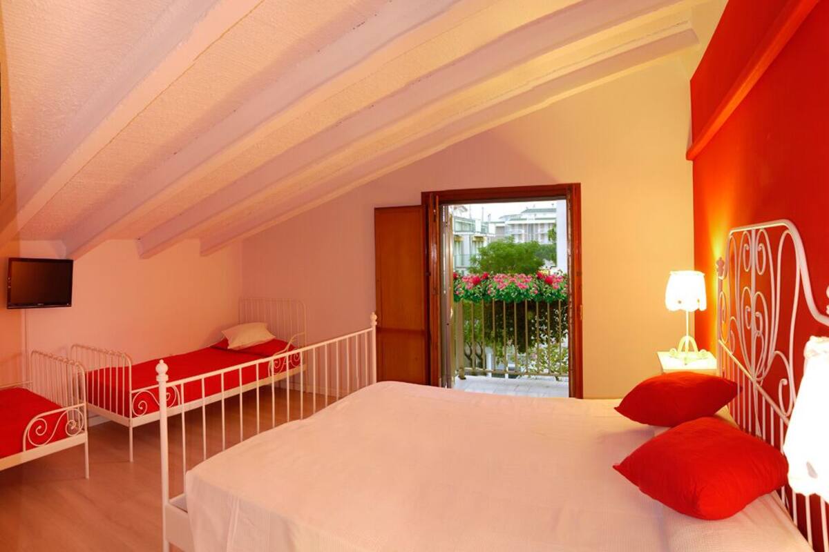 Apartamento básico | Caja fuerte, escritorio, wifi gratis