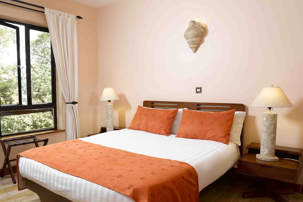 Twin Room | In-room safe, rollaway beds, free WiFi