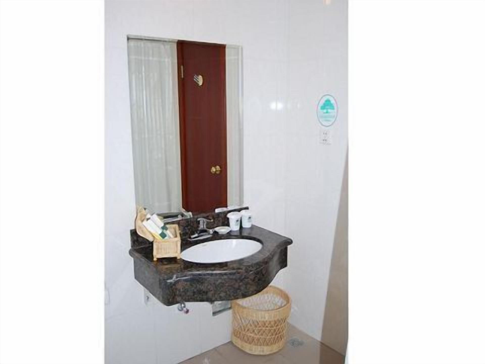 Wastafel kamar mandi