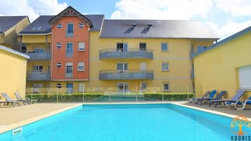 Außenpool (je nach Saison geöffnet)