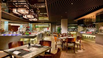 Päivittäinen buffetaamiainen (136 CNY per henkilö)