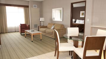 Luxury Suite | Living area