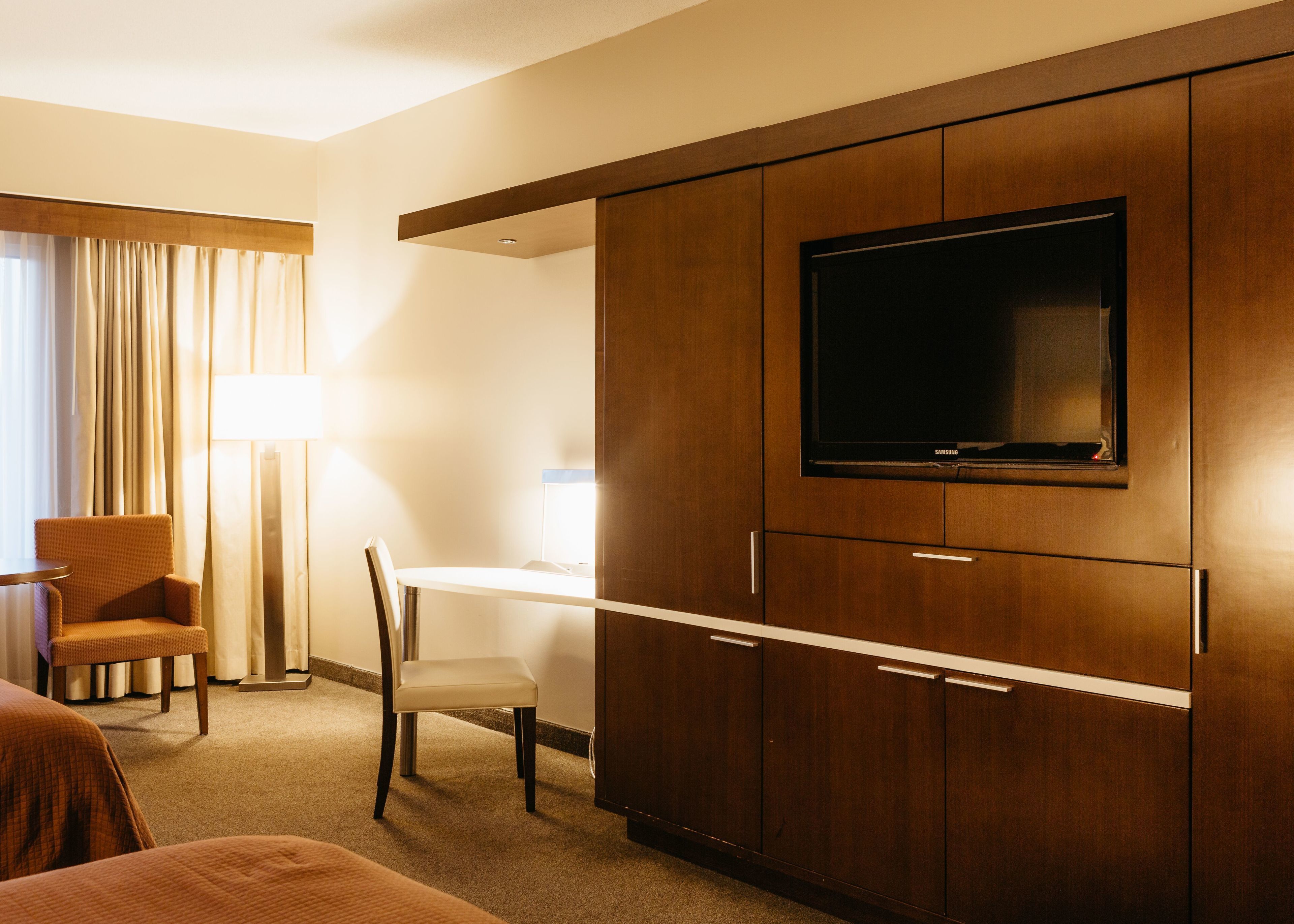 deluxe room, 2 queen beds | in-room safe, desk, blackout curtains, soundproofing