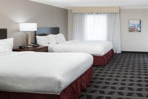 Premium bedding, desk, laptop workspace, blackout curtains - TownePlace Suites by Marriott Fort Worth Downtown (Fort Worth)