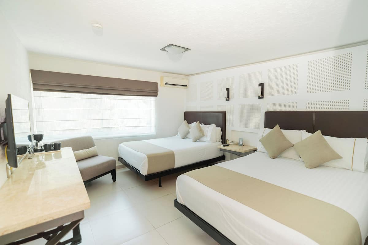 Down duvets, in-room safe, individually furnished, desk