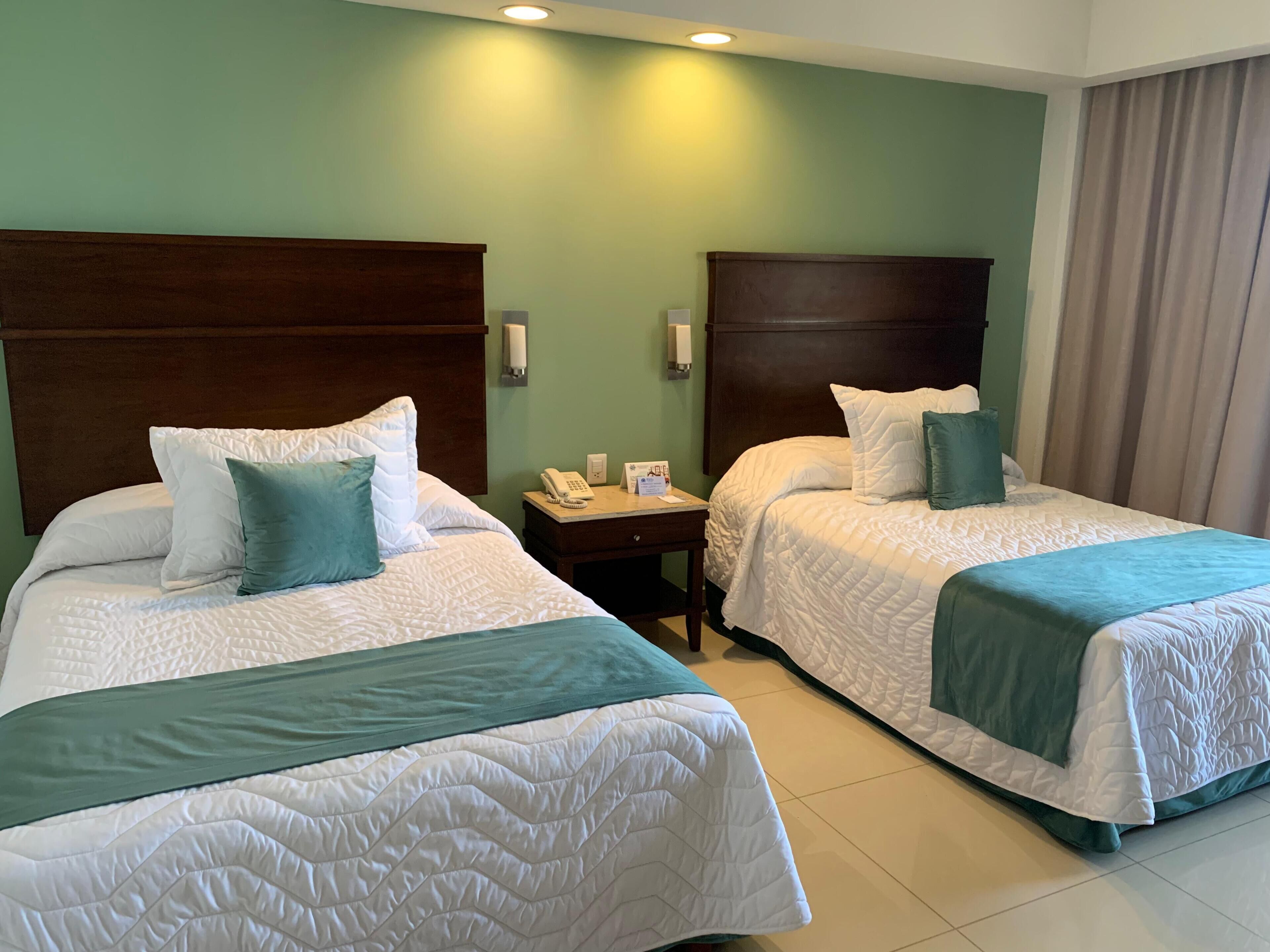 Habitación estándar doble, 2 camas dobles