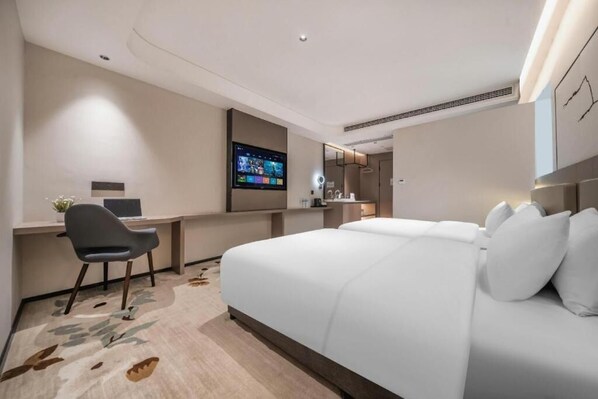 Cortinas blackout, tabla de planchar con plancha y wifi gratis 