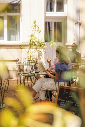 Terrace/patio - Hotel du Mail (Angers)