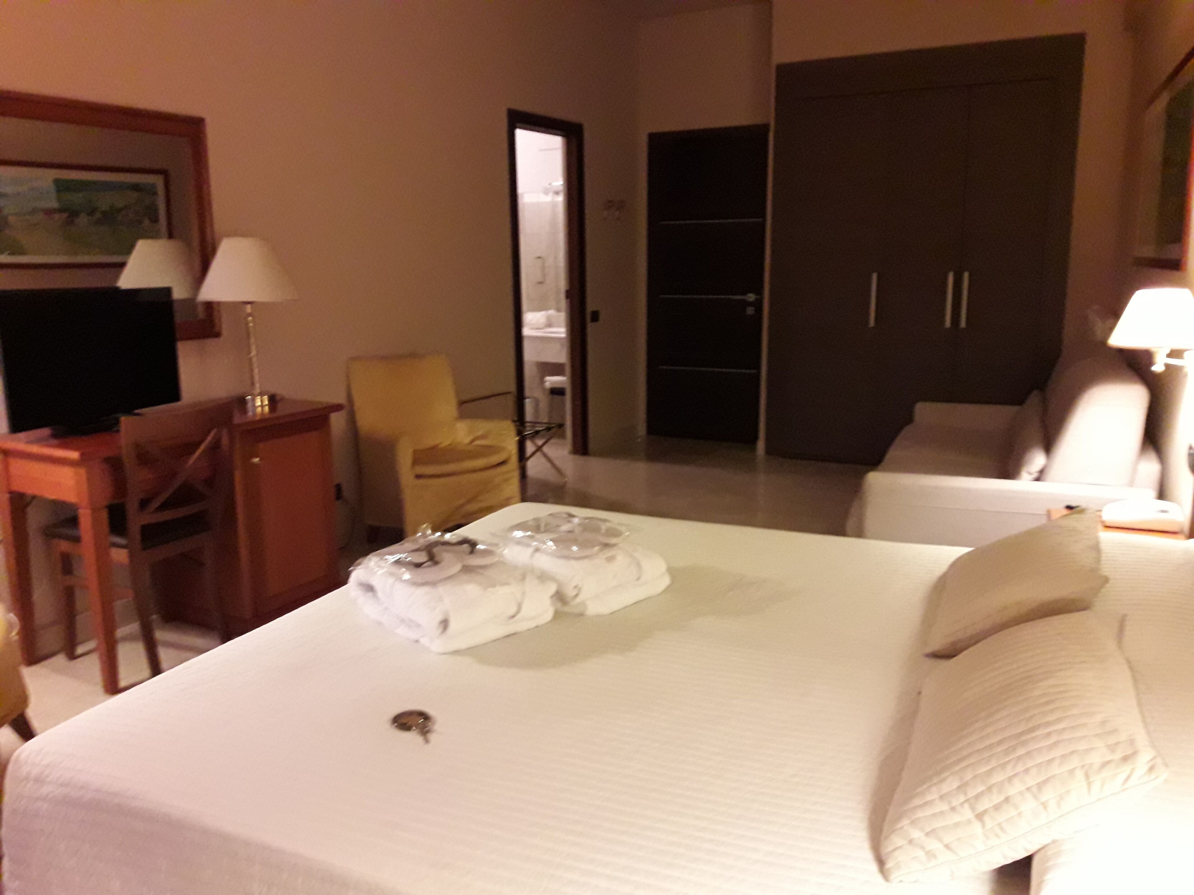 In-room safe, desk, free WiFi, bed sheets