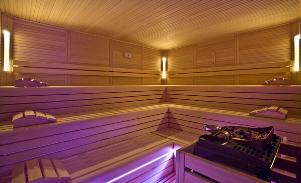 Couples treatment room(s), sauna, hot tub, body treatments, hydrotherapy
