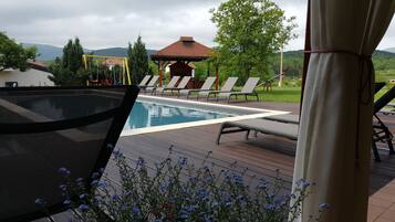 Udendørs pool, liggestole