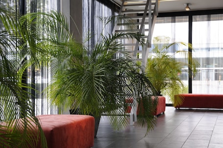 Lobby. Corbie Lommel