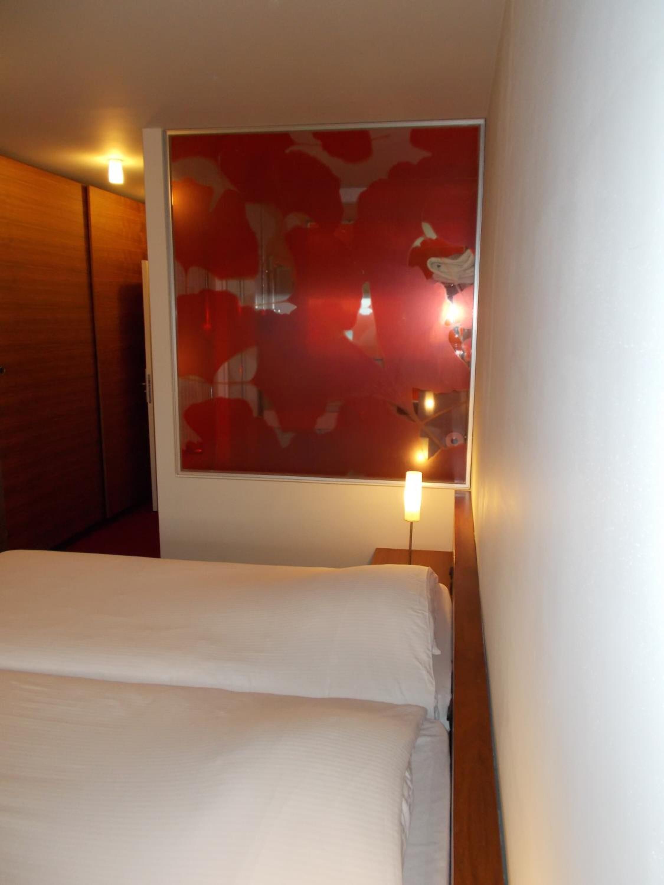 down duvets, minibar, in-room safe, desk