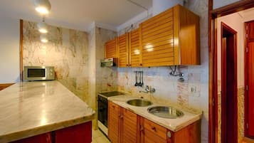 Apartment für 4 Personen | Eigene Küche | Kühlschrank, Mikrowelle, Herdplatte, Toaster