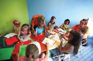 Children’s play area – indoor