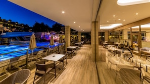 2 restaurants; breakfast, lunch and dinner served  - Julian Club Hotel - All Inclusive (Marmaris)