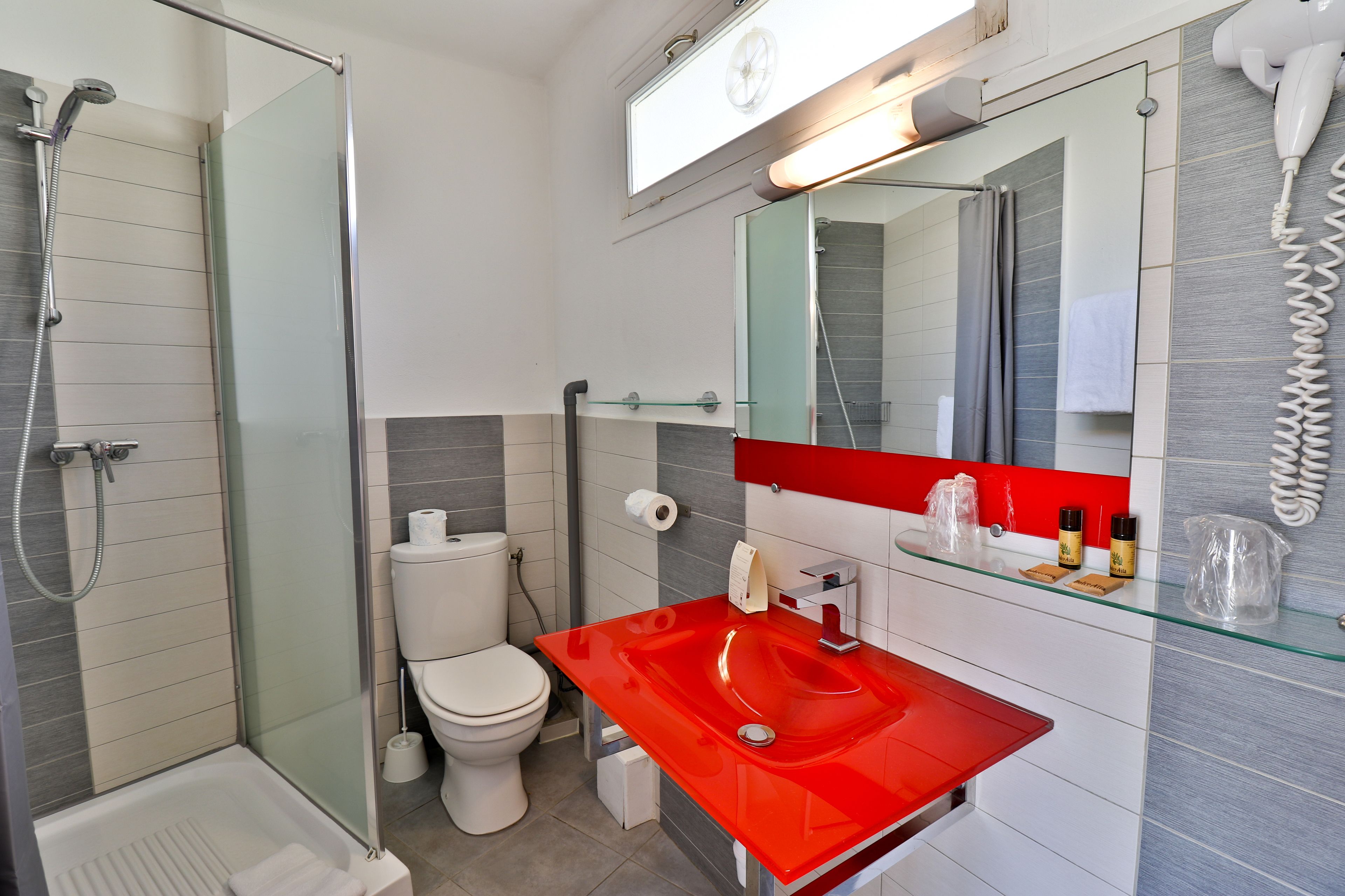 double room, terrace | bathroom | free toiletries, hair dryer, towels