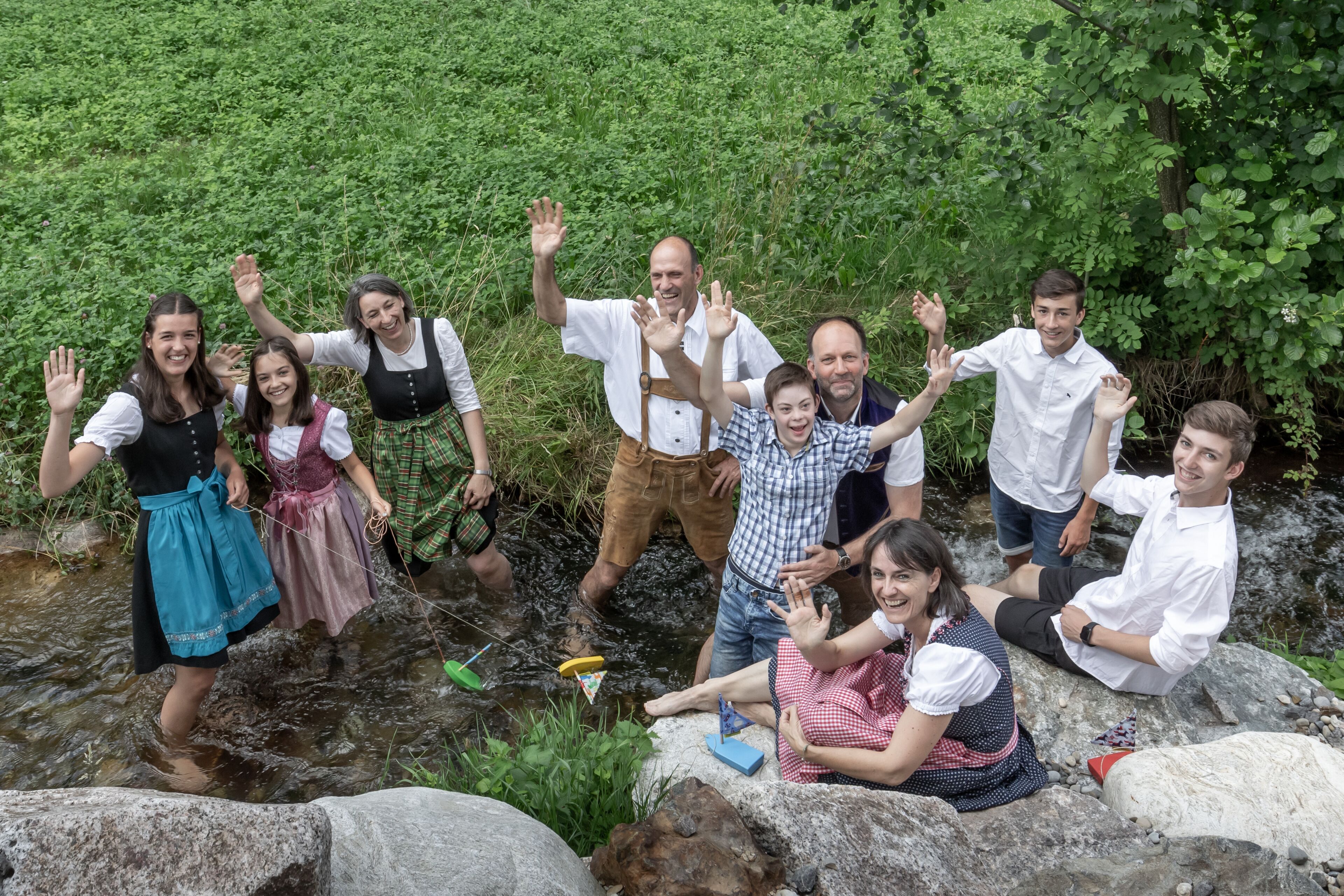 breakfast and dinner served, regional cuisine