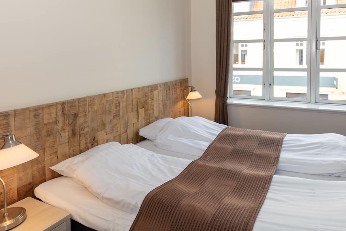 Comfort-dobbeltværelse - 1 soveværelse | Allergivenligt sengetøj, mørklægningsgardiner, lydisolering