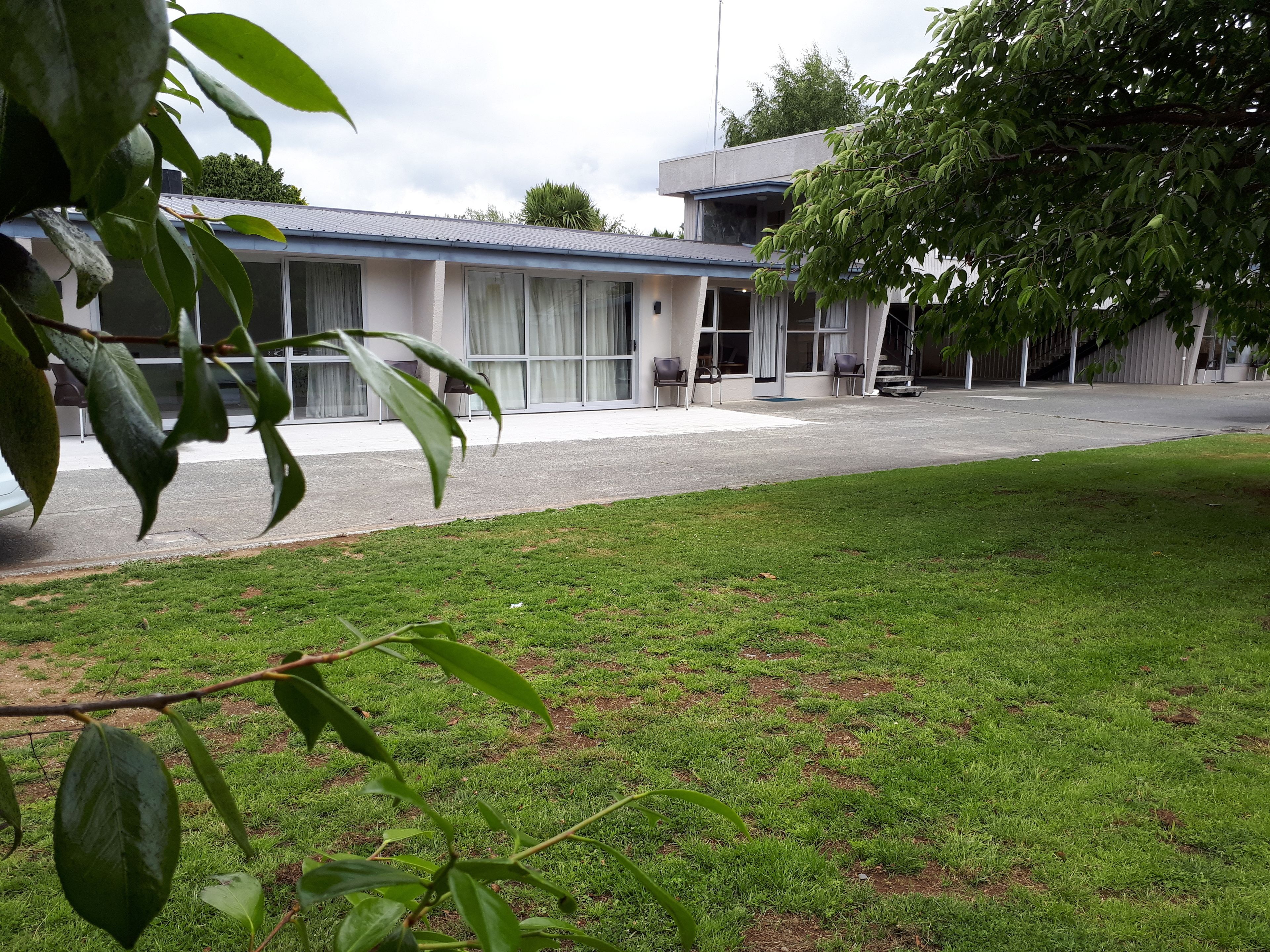 Superior Suite, 1 Bedroom, Kitchenette, Garden Area | Courtyard view